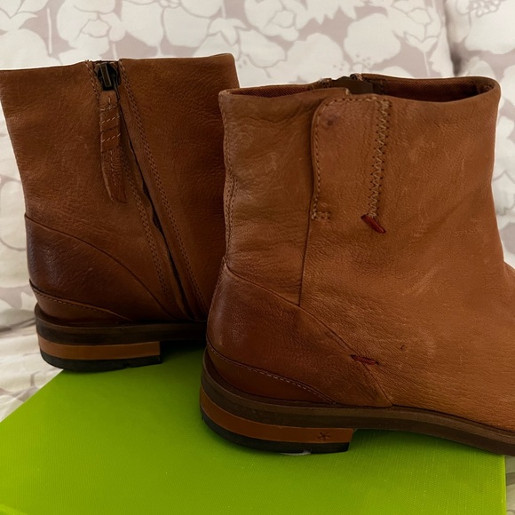 ✨Sold✨Franco Sarto leather zip up ankle dark tan boot size 8 - Picture 7 of 8